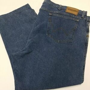 Wrangler Medium Wash Cropped Jeans- Modified 50" x 26" Cotton Blend Capri